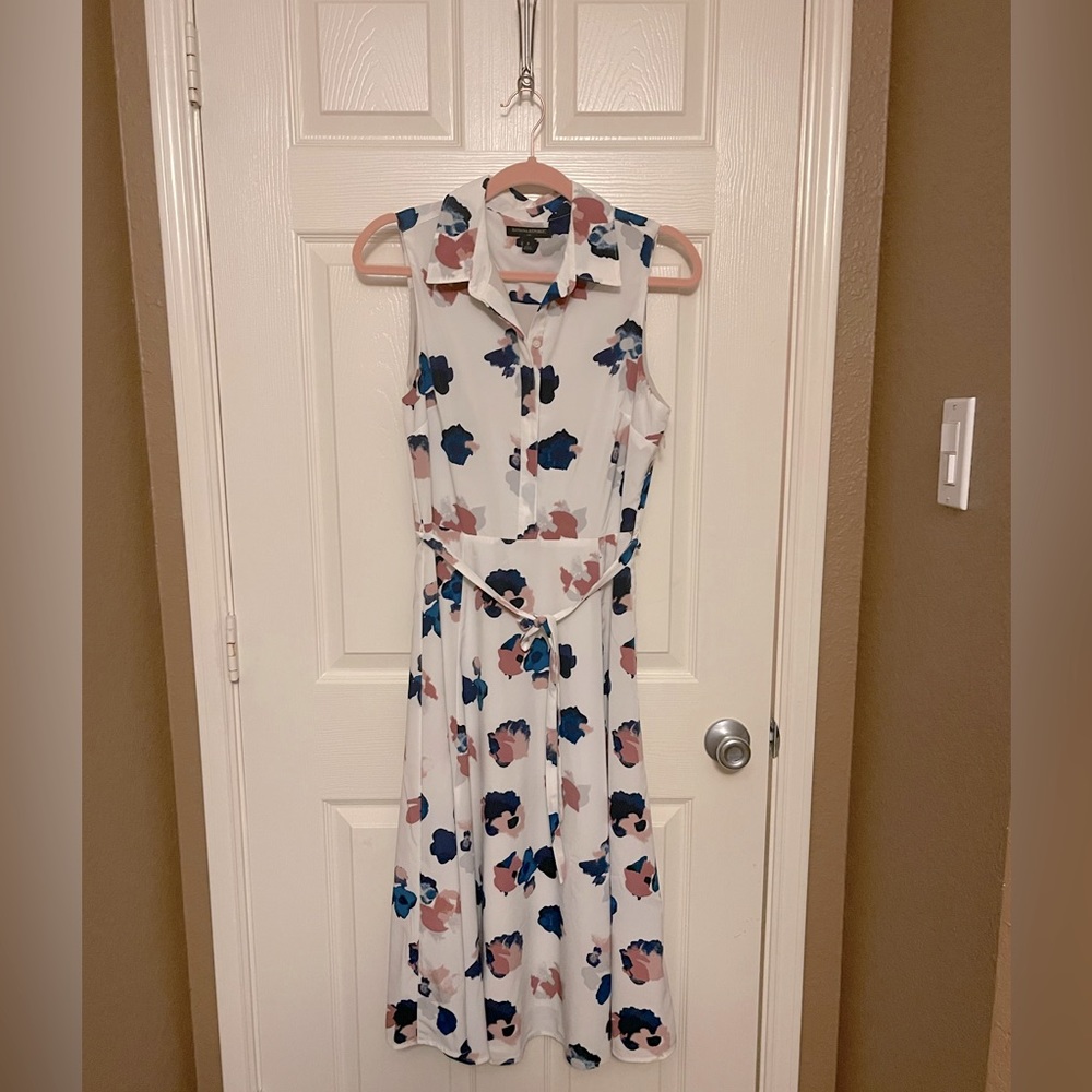 Banana Republic Sleeveless Collared Floral Dress
